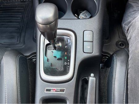 2025 Toyota Hilux 2.8 GR SPORT II thumbnail