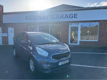 2017 Kia Venga - thumbnail 2