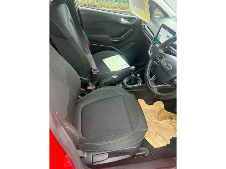 2020 Ford Fiesta TITANIUM 5 DR 1.0 100PS M6 4DR €15,950 thumbnail