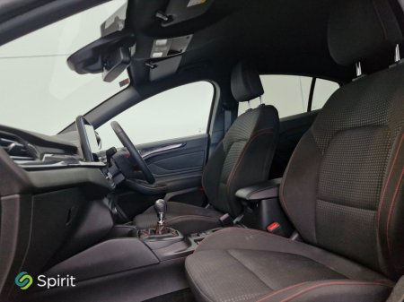 2022 Ford Focus - photo 3