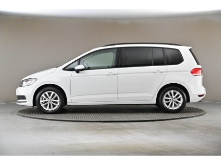 2017 Volkswagen Touran 1.4 TSI DSG TRENDLINE *CARPLAY*ANDROID*REVERSE CAM* €18,480 thumbnail