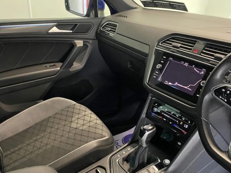 2023 Volkswagen Tiguan - thumbnail 10