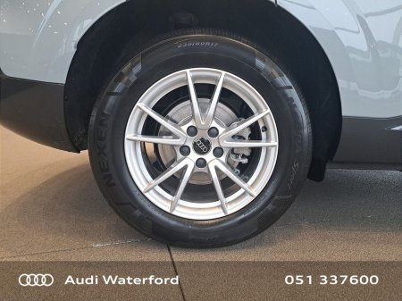 2026 Audi Q3 - thumbnail 9