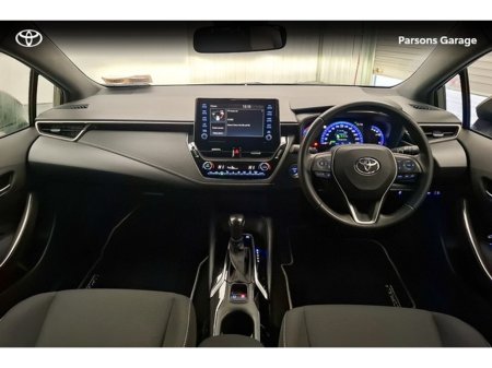 2023 Toyota Corolla COROLLA HYBRID LUNA H/B €27,995 thumbnail