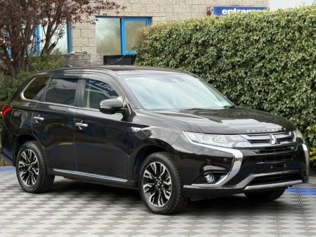 2018 Mitsubishi Outlander - thumbnail 15