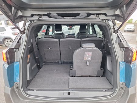 2023 Peugeot 5008 - thumbnail 14