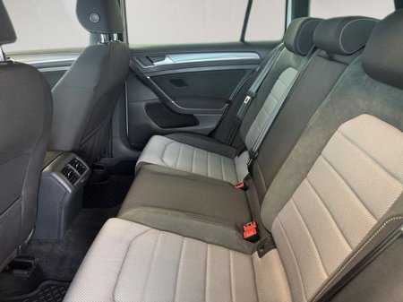 2015 Volkswagen Golf - thumbnail 16