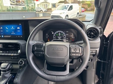 2025 Toyota Landcruiser Land Cruiser (N1) FRESH XELECTION OF TRADE INS €70,000 thumbnail