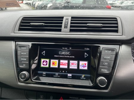 2018 Skoda Fabia ESTATE STYLE 1.0 MPI PETROL //KEYLESS ENTRY//CARPLAY//SKODA SERVICE HISTORY// €11,950 thumbnail