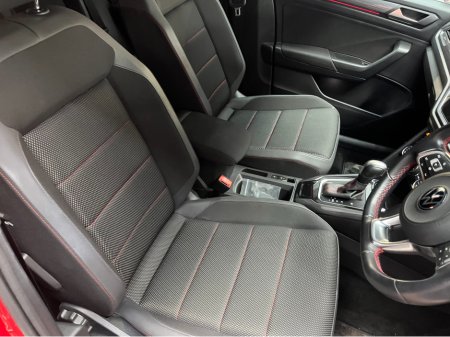 2021 Volkswagen T-Roc - thumbnail 11