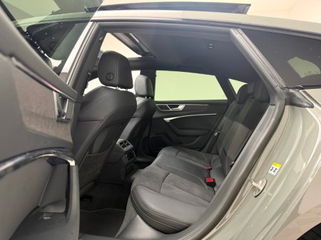 2025 Audi A7 50 TFSI E S LINE BLK ED QUATTRO *PAN ROOF* €79,990 thumbnail