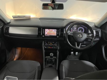 2019 Skoda Kodiaq 7S AMBITION 4X4 2.0 TDI 150HP €24,950 thumbnail