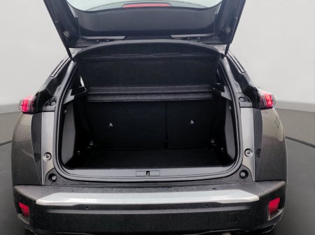 2020 Peugeot 2008 - thumbnail 17