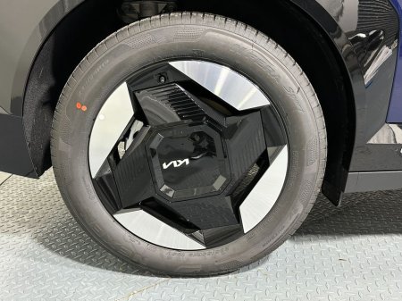 2026 Kia EV5 Earth K3 €52,100 thumbnail