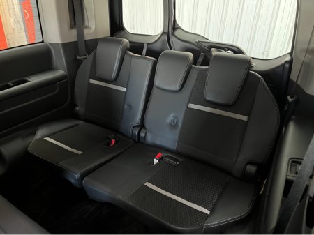 2020 Honda Stepwagon - thumbnail 15