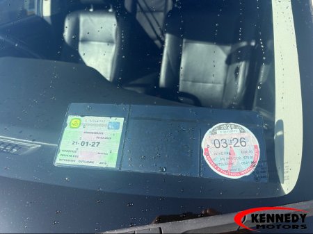 2016 Mitsubishi Outlander - thumbnail 6