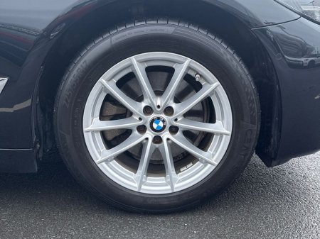2021 BMW 5 Series 520d SE Saloon €38,950 thumbnail