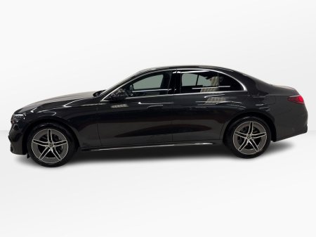 2025 Mercedes-Benz E Class - thumbnail 5