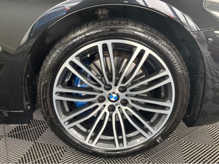 2018 BMW 5 Series - thumbnail 6