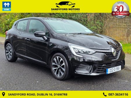 2023 Renault Clio Equilibre TCE 90 CVT Dfull MY2 €18,950 thumbnail