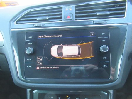 2023 Volkswagen Tiguan Life 2.0tdi M6F 122HP 5 €33,990 thumbnail