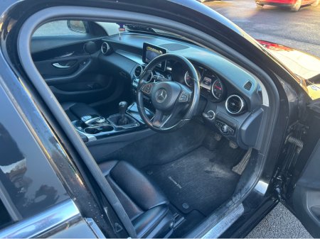 2017 Mercedes-Benz C Class C SERIES D SE 4DR €13,000 thumbnail