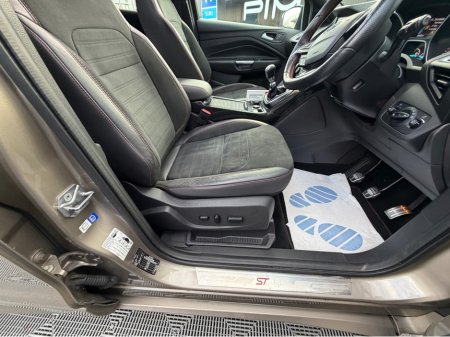 2019 Ford Kuga 1.5 120PS 4DR ST-LINE SUNROOF TOP SPEC €20,995 thumbnail