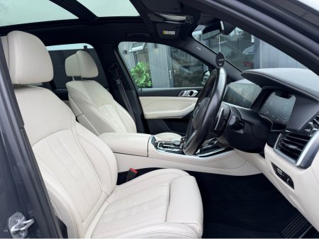2021 BMW X5 XDRIVE45E M SPORT AUTO €59,950 thumbnail