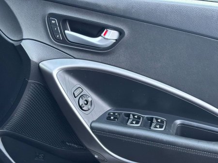 2016 Hyundai Santa Fe PREMIUM SE BDRIVE C CRDI BLUE DRIVE €21,495 thumbnail