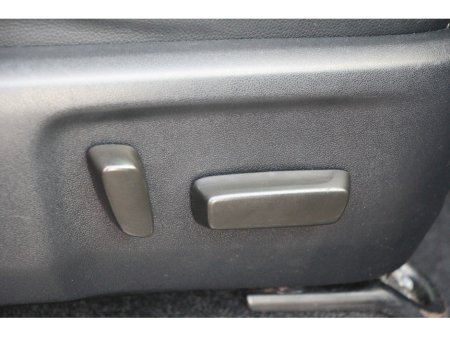 2023 Toyota Hilux - thumbnail 17