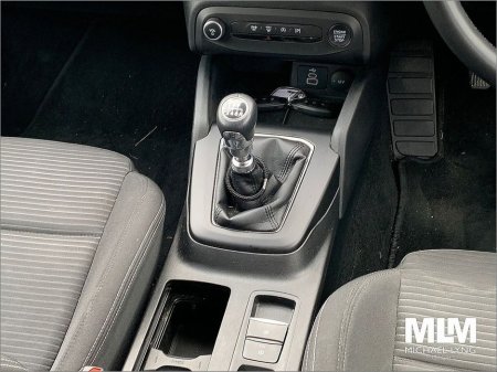 2024 Ford Focus 1.0 Ecoboost 125ps -Privacy Glass €28,495 thumbnail