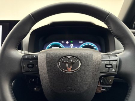 2024 Toyota C-HR - thumbnail 16