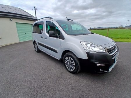 2018 Peugeot Partner - thumbnail 4