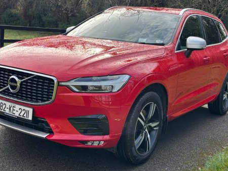 2018 Volvo XC60 - thumbnail 4
