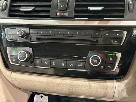 2016 BMW 3 Series - thumbnail 23