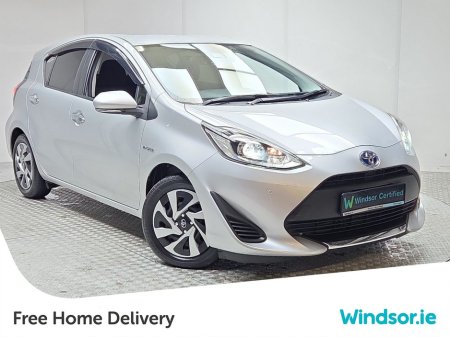 2020 Toyota Aqua 1.5L HYBRID STYLEBACK €13,995
