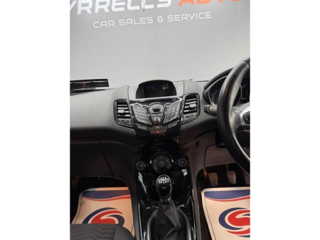 2012 Ford Fiesta - thumbnail 13