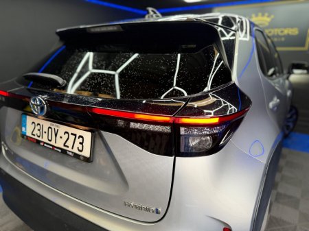 2023 Toyota Yaris Cross - thumbnail 12