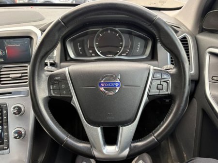 2016 Volvo XC60 - thumbnail 22