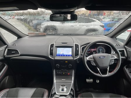 2023 Ford S-Max 7 SEATER AUTOMATIC ST-LINE 2.5 HYBRID PETROL //HIGH SPEC//HEATED SEATS AND STEERING WHEEL//ELECTRIC HALF LEATHER SEATS//REVERSE CAMERA//KEYLESS ENTRY//SAT NAV// €37,950 thumbnail