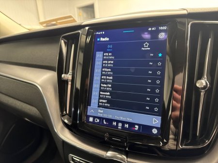 2022 Volvo XC60 - thumbnail 18