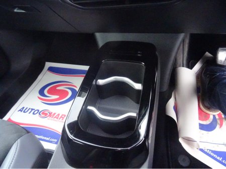 2022 Volkswagen ID.4 - thumbnail 18