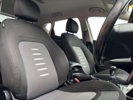 2014 Kia Ceed - thumbnail 5