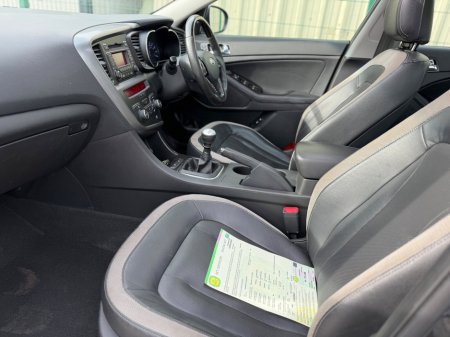 2012 Kia Optima - thumbnail 10