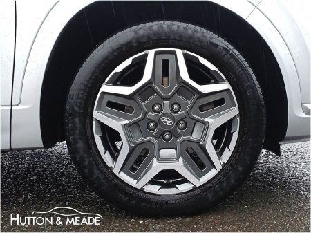 2023 Hyundai Santa Fe Premium PHEV 1.6 Petrol 5dr €48,999 thumbnail