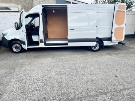 2025 Mercedes-Benz Sprinter - photo 28