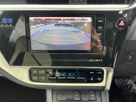 2016 Toyota Auris - thumbnail 7