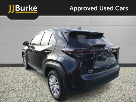 2024 Toyota Yaris - thumbnail 4