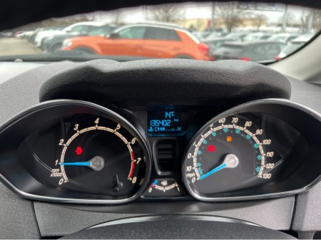 2016 Ford Fiesta - thumbnail 21