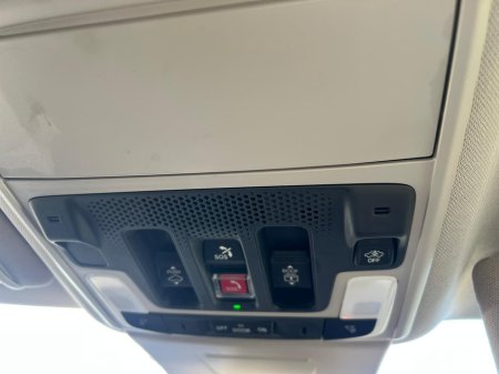 2024 Honda Civic 2.0 i-MMD Hybrid Advance €41,950 thumbnail